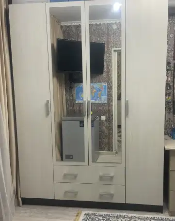 Продам спальный гарнитур, фотография 1