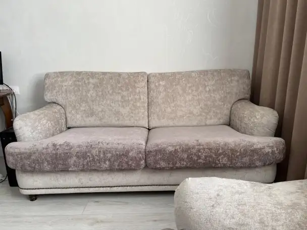 продам бу диван-тройку в отличном состоянии, раскладывается, фотография 1