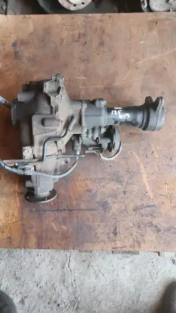 Передний редуктор  419   на  Toyota Hilux Surf 185, фотография 1