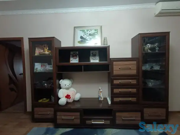 Мебель для гостиной: Стенка-горка+мягкая мебель, фотография 1