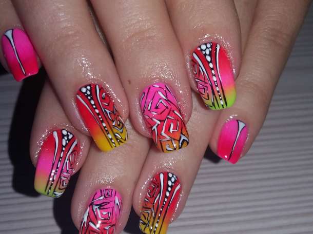 Наращивание ногтей, маникюр, педикюр и гелевое покрытие , фотография 2