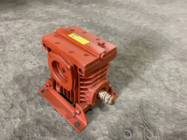 Редукторы и мотор-редукторы от Производства, фотография 12