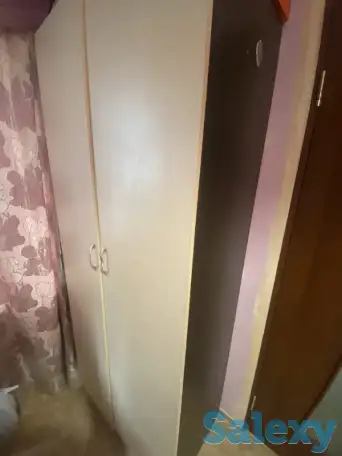 шкаф бежевый для одежды, фотография 2