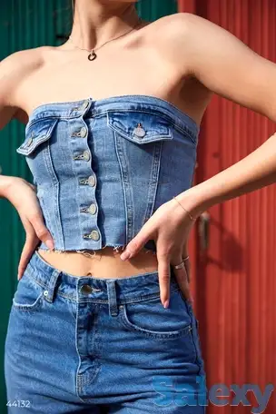 Джинсовый топ-корсет, фотография 1