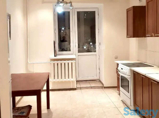 Продам квартиру, Ул. петрова, 5/3, фотография 1