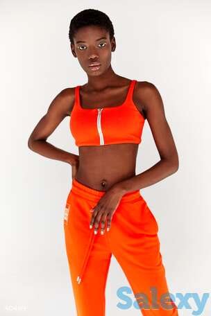 Трикотажный оранжевый топ, фотография 1