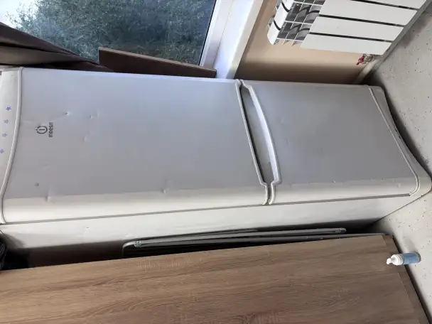 ХОЛОДИЛЬНИК INDESYT, фотография 1