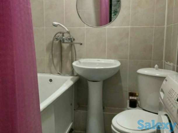 Возьму на подселение 2-х девушек, Ул. Конституции, район магазина Сымбат, фотография 2