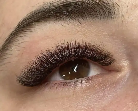 Наращивание ресниц, фотография 1