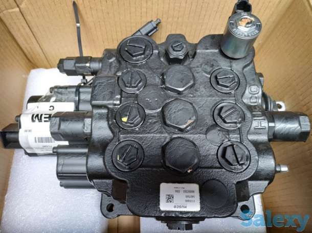 Гидравлический распределитель передний, задний на экскаватор-погрузчик Caterpillar 428 (C, D, E, F), 432 E, F, фотография 2