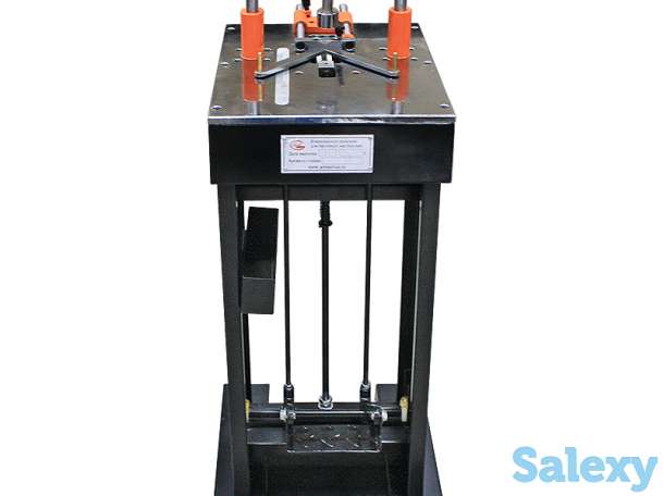 Модель-5 пневматический станок с ЧПУ для скрепления багет скобами., фотография 1