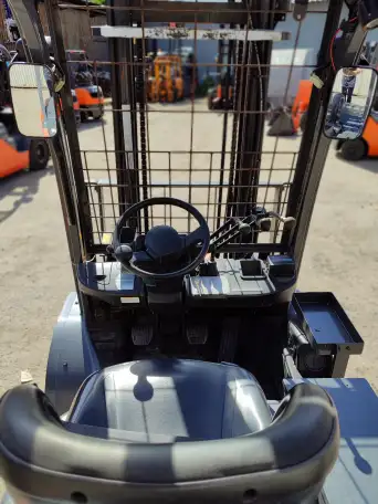 Вилочный погрузчик дизельный Toyota FD30 3-х тонник, фотография 4