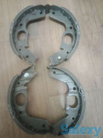 Колодки ручного тормоза на Митсубиси Монтеро, фотография 2