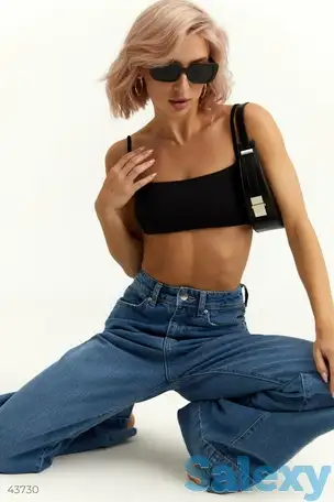 Черный топ с завязками на спине, фотография 1