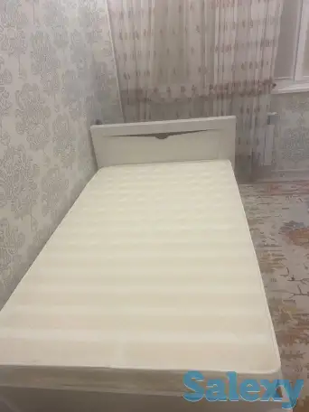 Кровать, фотография 1