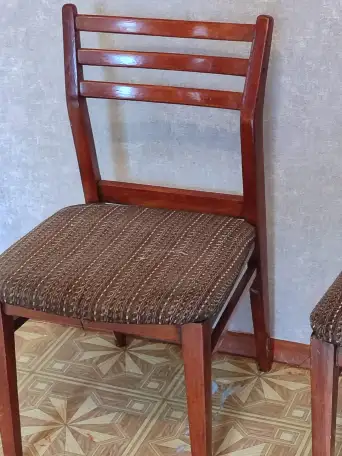 три стула из румынского гарнитура . заинтересованных прошу звонить, фотография 1