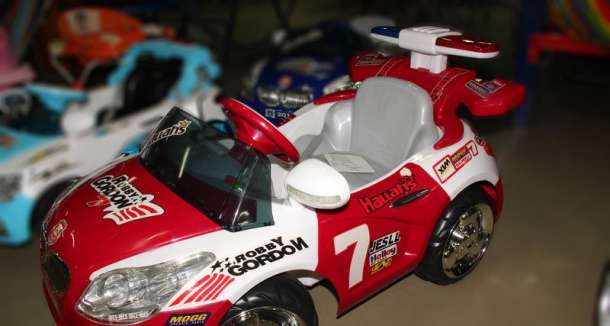 Машина bmw детская, фотография 1