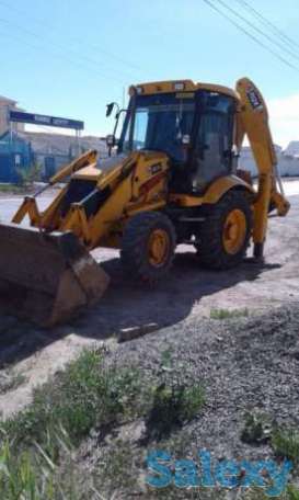 Экскаватор погрузчик, фотография 1