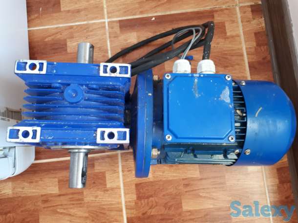 Редуктор продам, фотография 2