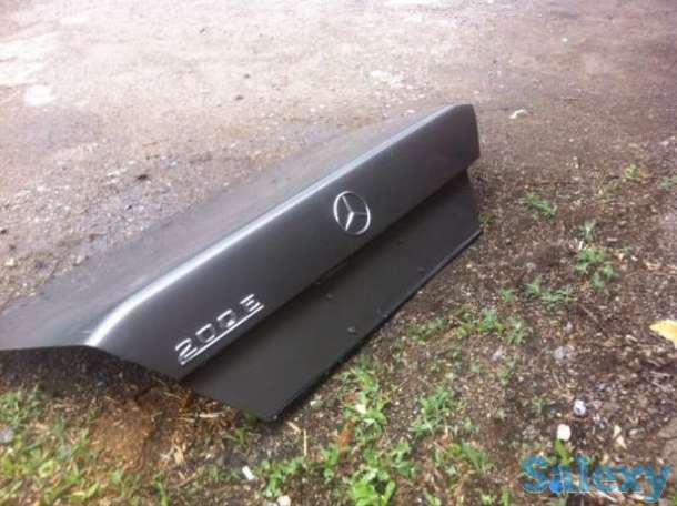 Продам крышку багажника на Mercedes w 124, фотография 1