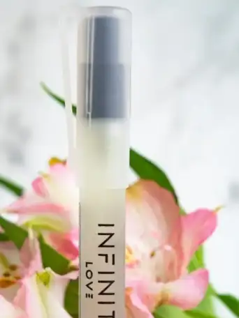 Бизнес магазин косметики и парфюмерии Infinite Love, фотография 4