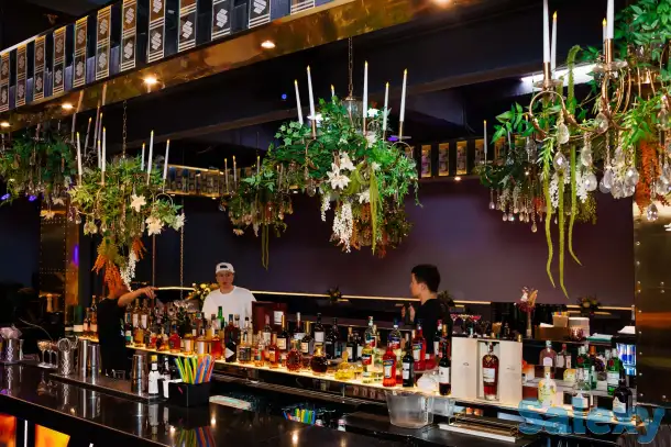 ПРОДАЁТСЯ ГОТОВЫЙ ДЕЙСТВУЮЩИЙ БИЗНЕС - БАР, Достык 104, фотография 2