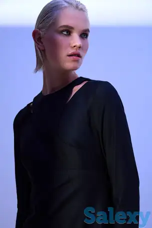 Платье в черном цвете vassa&co, фотография 1