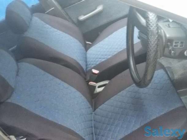 Срочно продам Mazda Familia, фотография 2