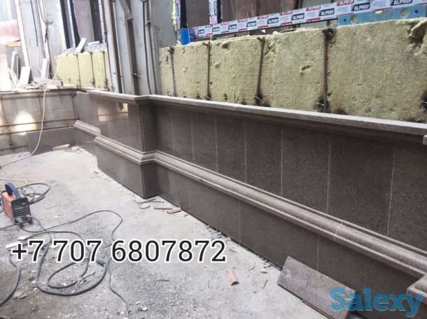 Гранитный цоколь ,травертин-фасад, фотография 2