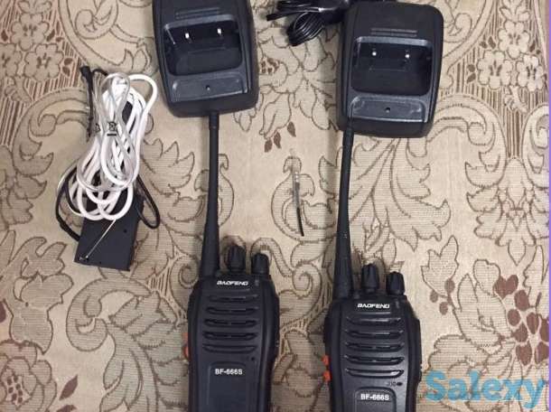 Рация для ЕНТ на фоне микронаушника, фотография 1