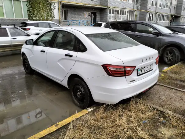 Автомобиль Лада Веста, фотография 5