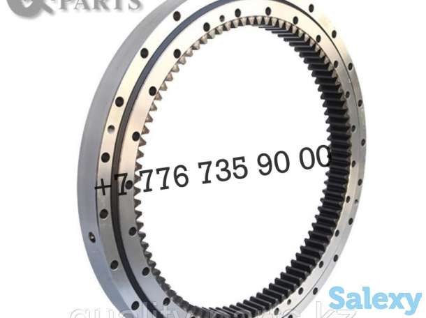 Опорно-поворотный круг Hyundai R305LC-7, 81N8-00023., фотография 1