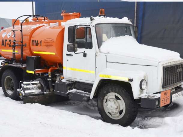 Автогудронатор АГ-2,5 с цистерной для дозаправки катков, фотография 6