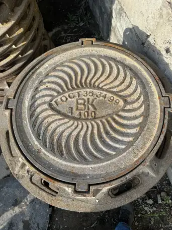 люк чугунный, фотография 1