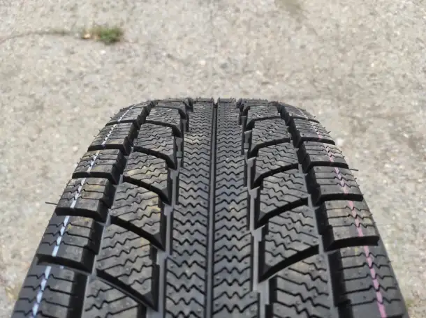 185.65.15 Triangle TR777 92T, фотография 2