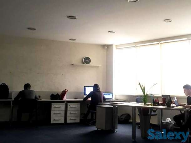 В престижном БЦ 