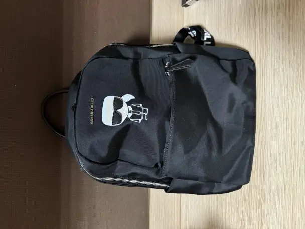 Продаю женский рюкзак, фотография 1