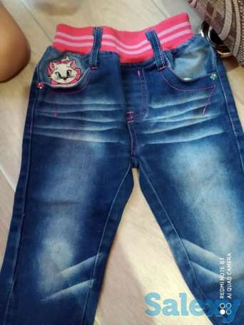 Джинсы, фотография 1