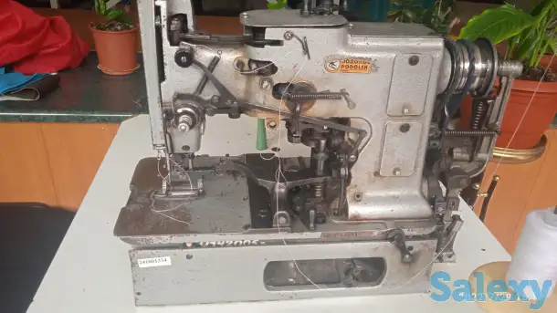 Петельная промышленная машинка, фотография 2