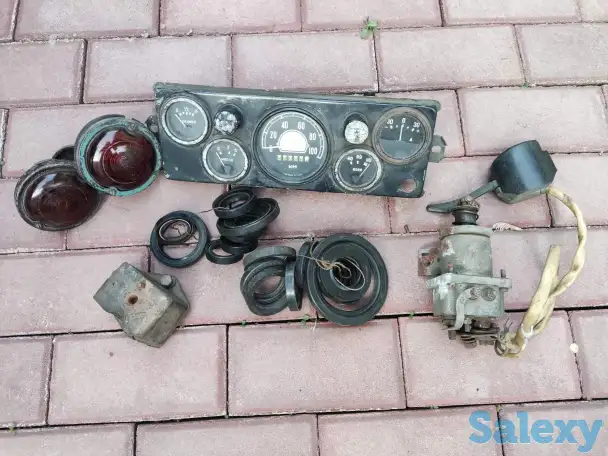 Автозапчасти для ретро авто, фотография 1