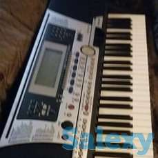 Продается синтезатор Ямаха PSR-550, фотография 2