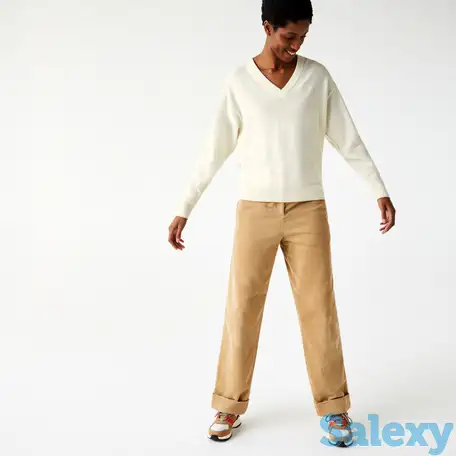 Шерстяной женский свитер lacoste с  v-образным вырезом, фотография 1