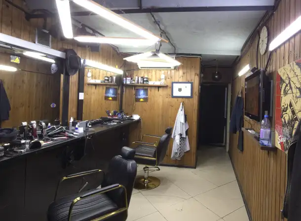 Сдаётся в аренду кресло для барбера, в Barbershop Kings, за 100 тысяч тенге в месяц., фотография 1
