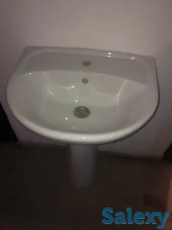 Раковина умывальника с пьедесталом, фотография 3