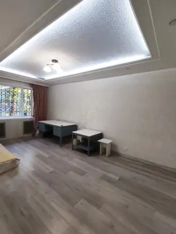 Продам двухкомнатную квартиру в районе пересечения улиц Жарокова и Мынбаева., фотография 8