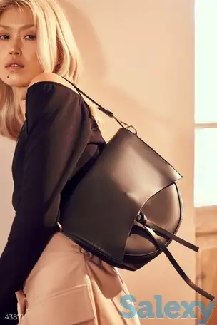 Черная сумка с клапаном, фотография 1