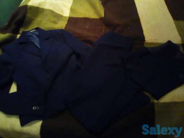 Деловой костюм брючный четверка женский, фотография 1