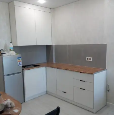 Кухонный гарнитур кухня новая, фотография 3