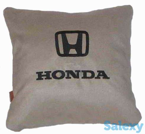 Печатание на автоподушках. Флекоспечать на подушке для автомобиля. Интересный подарок для тех кто большую часть времени, фотография 1