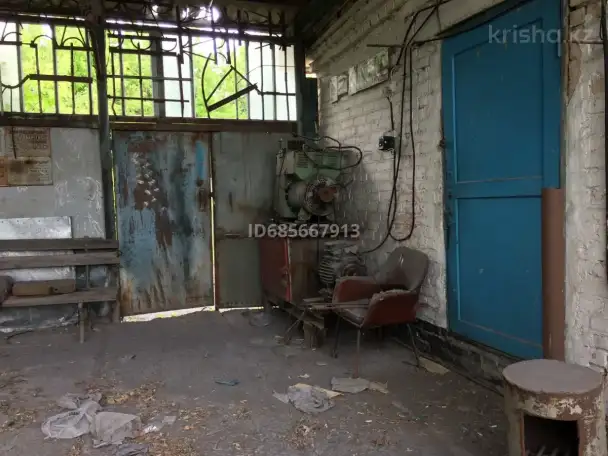 Шикарная автобаза в центре Текели, фотография 12